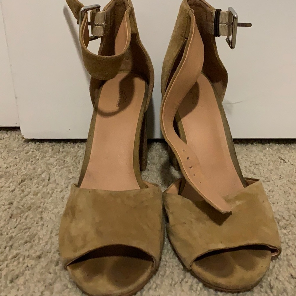 Tan suede heels